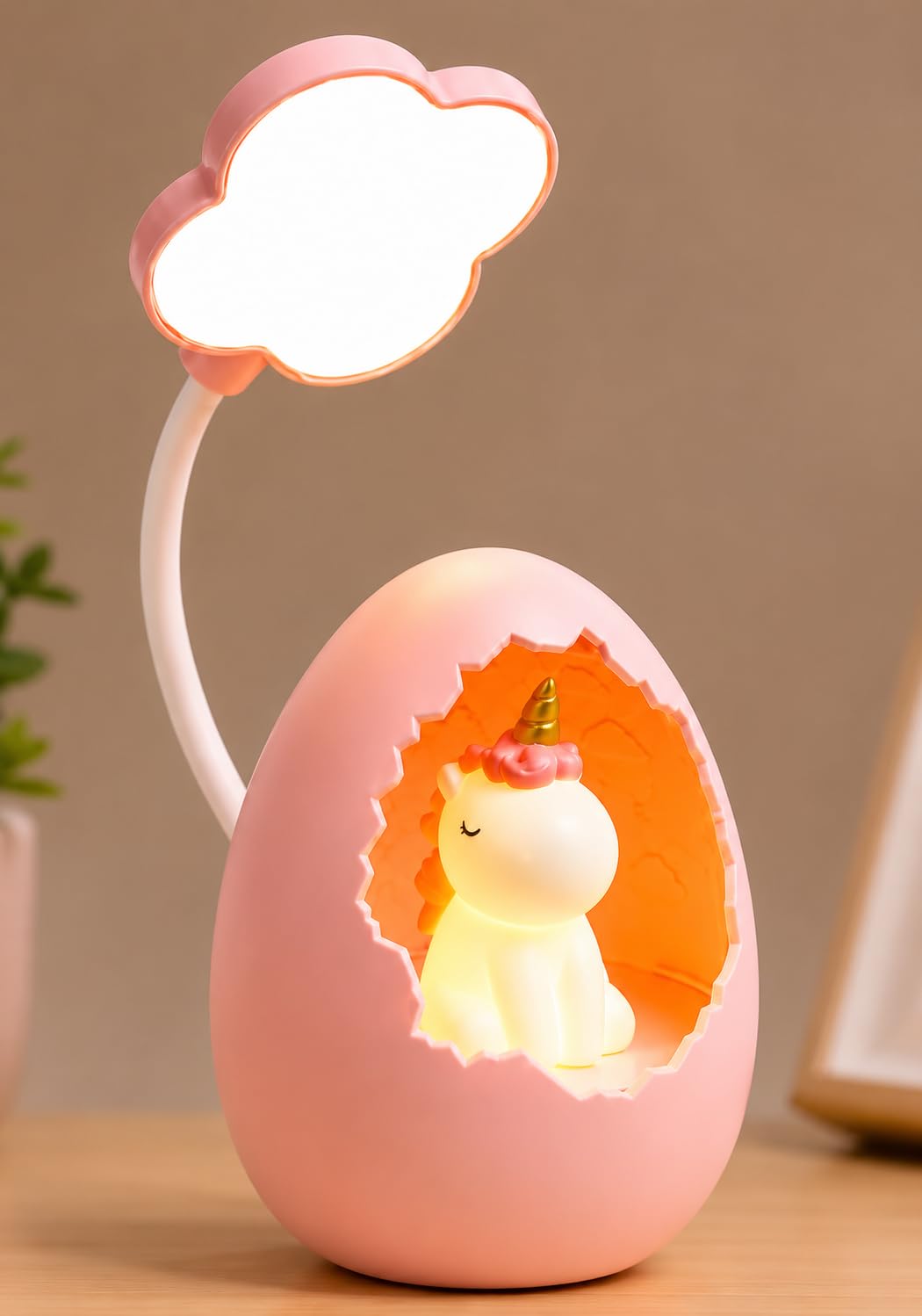 White gooseneck desk lamp