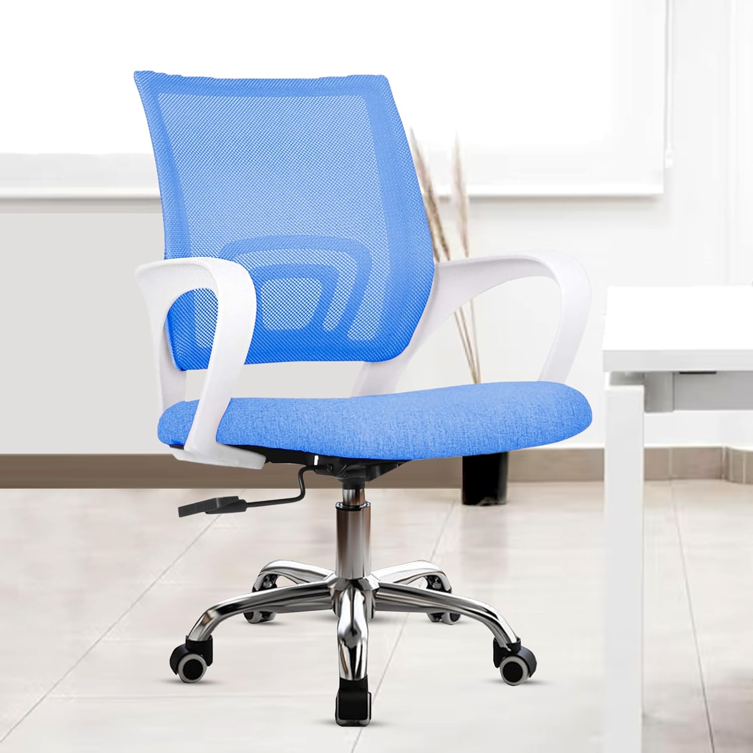 Blue mesh swivel office chair